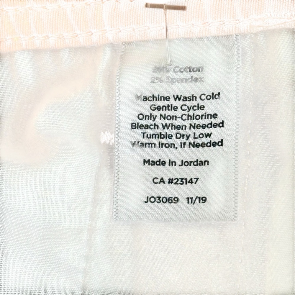Talbots Tan Bermuda Shorts Classic Tailored Style - Picture 8 of 9